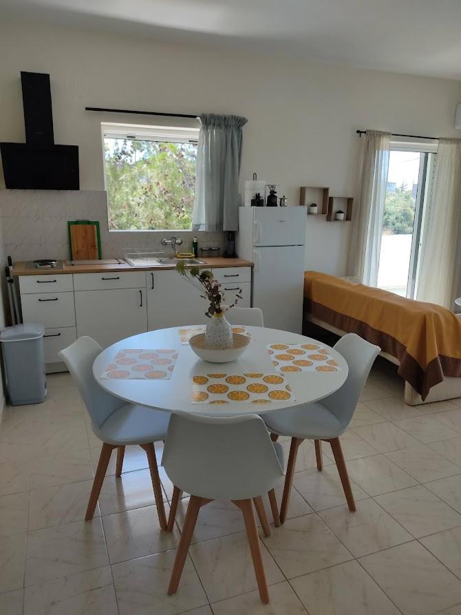 Eva'S Place Карист Екстер'єр фото