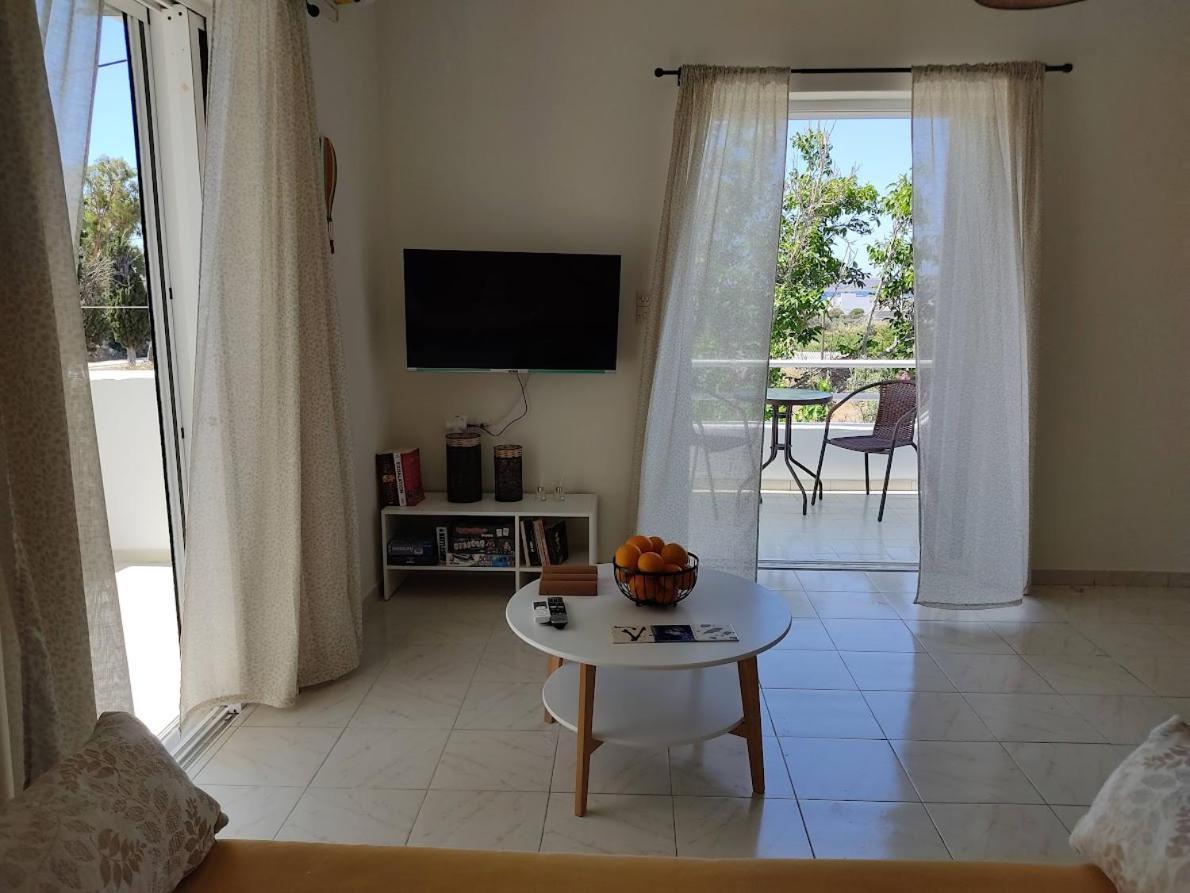Eva'S Place Карист Екстер'єр фото